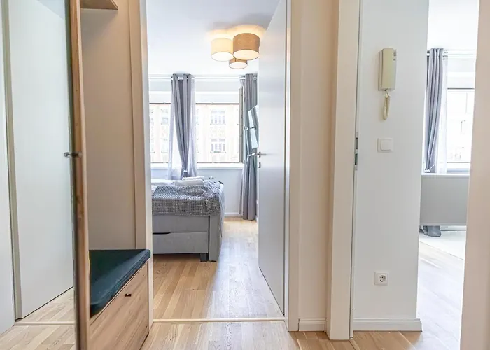 Stylish 1br With Living 9 Min To Downtown Metro Nearby Apartmán