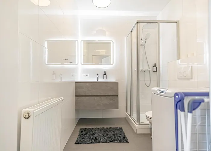 Stylish 1br With Living 9 Min To Downtown Metro Nearby Apartmán *